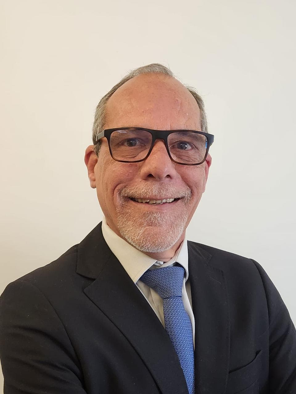 Dr. Marcos Couto